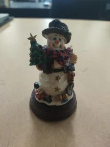 CEDAR CREEK SAMMELOBJEKT-SCHNEEMANN-WEIHNACHTSFIGUR - Bild 1 von 6