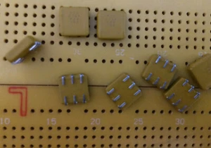 2.7uF 100V X7R 10% Ceramic SMD Stacked MLCC  6 J-Lead Capacitors Low ESR AVX - Picture 1 of 1