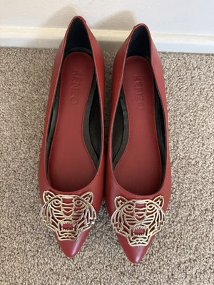 Kenzo Tiger Ballet Pisos Cuero Rojo Metal Dorado Cabeza de Tigre Mujer EU 35 Foto 1 de 4