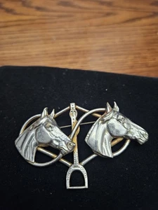 Doppel Pferdekopf Reiter Pin Silber & Gold - Bild 1 von 14