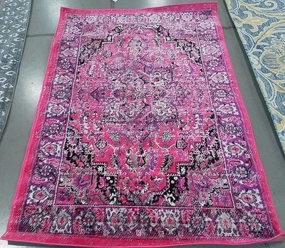 PINK / IVORY 4'-0" x 6'-0" Flaw in Rug, Reduced Price 1172780807 SKY126N-4 - Image 1 of 4
