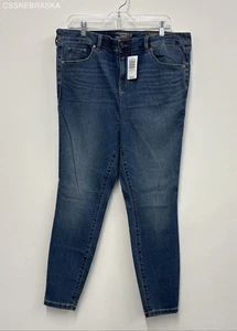 TORRID Super Skinny Blue Midfit - Size 16S - Picture 1 of 8