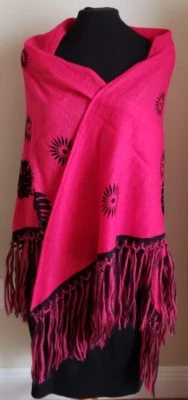 AUTHENTIC ESCADA SPORT FUCHSIA BLACK SCARF SHAWL 90/53 TRIANGLE FRINGE ITALY - Image 1 of 4