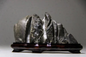 PIEDRA MONTAÑA JAPONESA 11 cm/4,33" CUARTOS Cascada JAPÓN Bonseki Suiseki 022d - Imagen 1 de 10