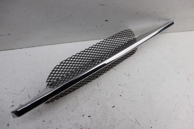 Guardabarros delantero Aston Martin DB9 2005 V12 RHS J233 Foto 1 de 4