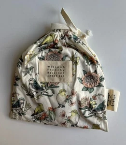 Wilson & Frenchy baby fitted bassinet sheet organic cotton floral birds, BNWT - Picture 1 of 2