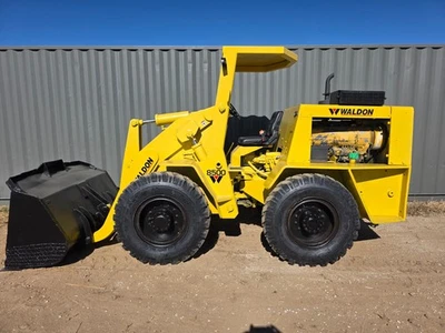 Cargador de ruedas Waldon 8500 4x4 diésel Foto 1 de 4