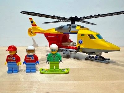 LEGO CITY: Ambulance Helicopter (60179) 100%  *Snowboard* - Image 1 of 4