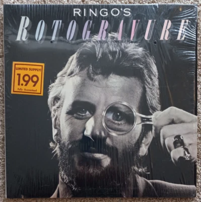 Ringo Starr Rotogravure 1976 LP with original shrink and original inner sleeve - Imagem 1 de 4
