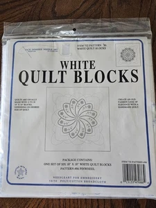 Jack Dempsey Needle Art Stamped Cross Stitch Quilt Blocks 732-86 Pinwheel - Picture 1 of 2