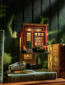 NEW 2025 Fall Bath & Body Works Bookstore Wallflower Plug In Wallflower - Picture 1 of 3