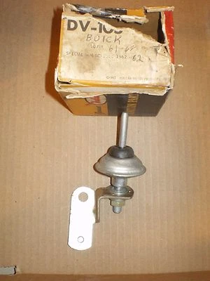                  Buick Special 1962 NORS CON OLLA DE TABLERO DE CARBURADOR 4BBL 1352597     Foto 1 de 2