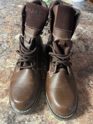 Botas altas Marc New York By Andrew Marc para hombre NYHENSWL de cuero marrón talla 10 EE. UU. Foto 1 de 4