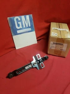Genuine GM Height Adjuster 25810485 - Picture 1 of 3