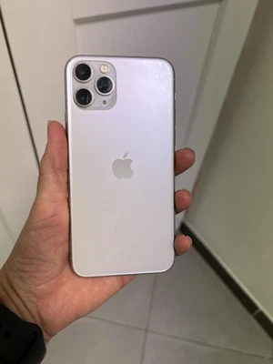 iPhone 11 Pro - Immagine 1 di 4