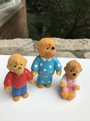 Vintage 1986  Berenstain Bears Plastic Figures Lot  of 3 - mama  -son- daughter Cover