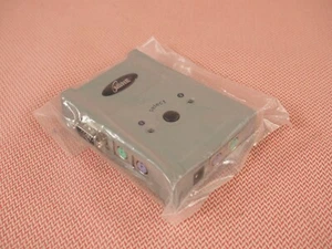Emine Mini KVM Switch EM-210E - Picture 1 of 6