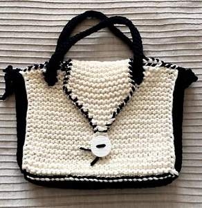 Stricktasche / Crochet Bag / Angesagte Strick Handtasche Handarbeit - Bild 1 von 11