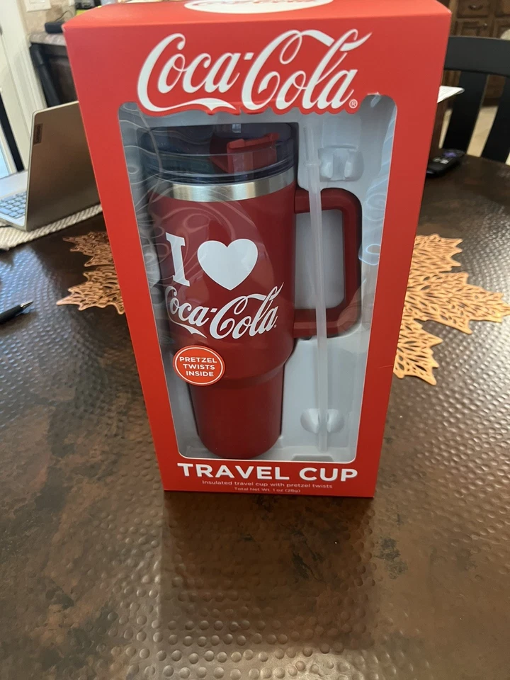 COKE 40 OUNCE TUMBLER TRAVEL CUP WITH LID & STRAW. I LOVE COKE - Image 1 of 2