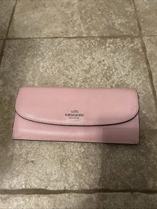Coach Slim Envelope Wallet baby Pink Smooth Leather Great Condition Flaw See Pic - Picture 1 of 8