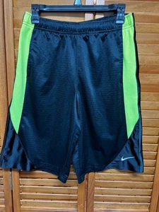 Nike Boys Large Black Green Athletic Shorts - Bild 1 von 7