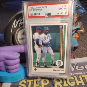 1989 UPPER DECK #221 BO JACKSON *BASE PSA 8 NM/MINT* ROYALS MLB KC - Picture 1 of 2