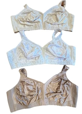 3 Bras-Playtex 18 Hour Ultimate Shoulder Comfort Wirefree Bra 4693-Size 54C-EUC - Image 1 of 4