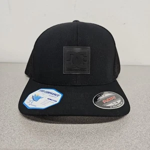 NWT DC Shoes Co U.S.A. Mesher Flexfit Black Hat Cap Small/Medium New With Tags - Picture 1 of 12