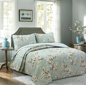 Aqua Teal Blossom Floral Reversible Quilt Set, Bedspread, Coverlet - Picture 1 of 6