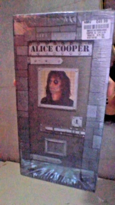 Alice Cooper - The Life and Crimes of Alice Cooper 4-CD Thick Box Set 1999 USA - Image 1 of 3