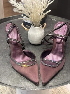 Sergio Rossi Kitten Stilettos  36 Made In Italy Elegant Shoes With Crystals - Picture 1 of 10