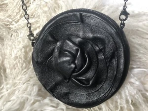 VALENTINO GARAVANI BOLSO DE FLORES BOLSO BANDOLERA DE CUERO NEGRO Raro Correa de Cadena LUX - Imagen 1 de 12
