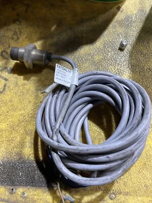 EATON CUTLER HAMMER E57SAL18T111E TUBULAR INDUCTIVE  PROXIMITY SENSOR - Image 1 of 4