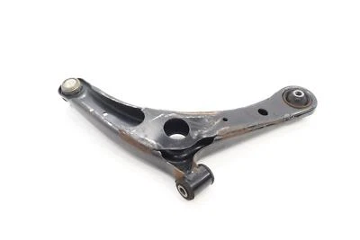 2022 - 2025 MITSUBISHI ECLIPSE CRUZ DELANTERO DERECHO BRAZO DE CONTROL INFERIOR OEM Foto 1 de 4