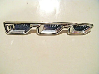 Buick Lucerne RH Passenger Side(8736) Fender Three Port Hole Vent 06-11 - Image 1 of 2
