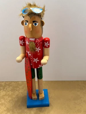 Cascanueces de madera Christmas Surfer Dude con tabla de surf 15" LEER Foto 1 de 4