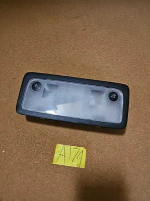 2014-2020 LEXUS IS250 IS350 TETO CÚPULA TRASEIRA LÂMPADA DE LEITURA FABRICANTE DE EQUIPAMENTO ORIGINAL - Imagem 1 de 4