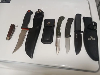Lote de cuchillos, 3 Ea BUCK, 1 KERSHAW 1 COLONIAL Foto 1 de 4