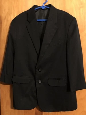 Chaqueta de traje para niños - IZOD - Negra - Talla 10 Husky Fit Foto 1 de 4