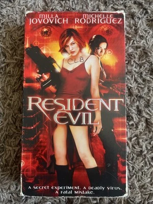 Resident Evil VHS, EX Rental Hollywood Video.Michelle Rodriguez, Milla Jovovich - Image 1 of 4