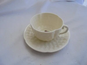Lenox Made In the U.S. J427 Embossed Hawthorne Flowers Cup And Saucer - Picture 1 of 3