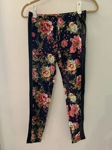 New Womens Black Floral Faux Leather Trim Leggings Sz S Pink Flowers Stretch Com - Picture 1 of 6