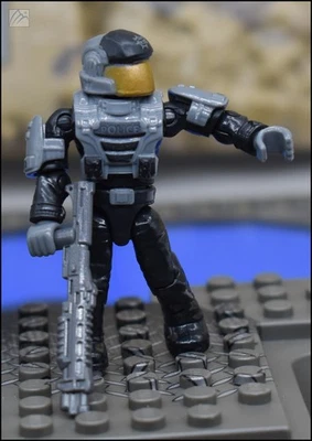 HALO CONSTRUX MEGA BLOKS BLACK NMPD TROOPER MINI FIGURE CNC96 CUSTOMIZER PACK - Image 1 of 4
