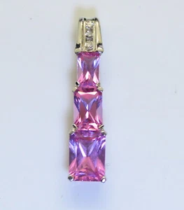 Precioso colgante de diamantes y hielo rosa corte esmeralda de 1,67 quilates de oro blanco de 10 quilates para dama - Imagen 1 de 4