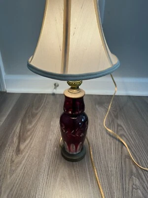 VINTAGE CUT TO CLEAR BOHEMIAN LAMP CLEAR TO RUBY 15” SHADE 7” - Image 1 of 4