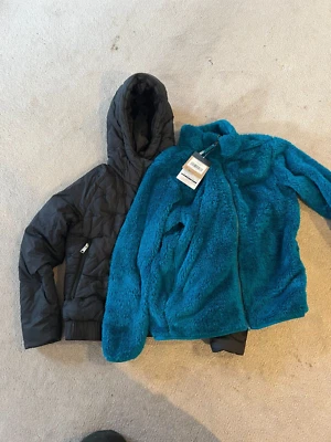 Chaquetas North Face para niñas - polar azul y acolchado con capucha negro - grandes Foto 1 de 4