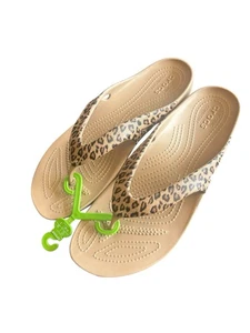 Nuevas Sandalias Crocs Slide Tanga Mujer 10 Beige Negro Estampado Guepardo - Imagen 1 de 5
