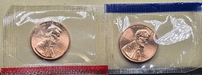 1993 P & D Lincoln Cent Penny 1C Philadelphia Denver - Image 1 of 4