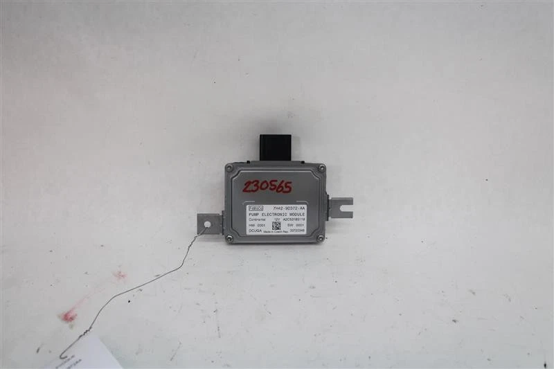 MÓDULO CONTROL BOMBA COMBUSTIBLE ORDENADOR Evoque LR2 LR4 Range Rover Sport 10-16 1329065 Foto 1 de 4