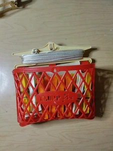 Vintage Kluppfix Laundry Helper - German - 16 Clothespins, I Basket, 1 Line - Picture 1 of 19